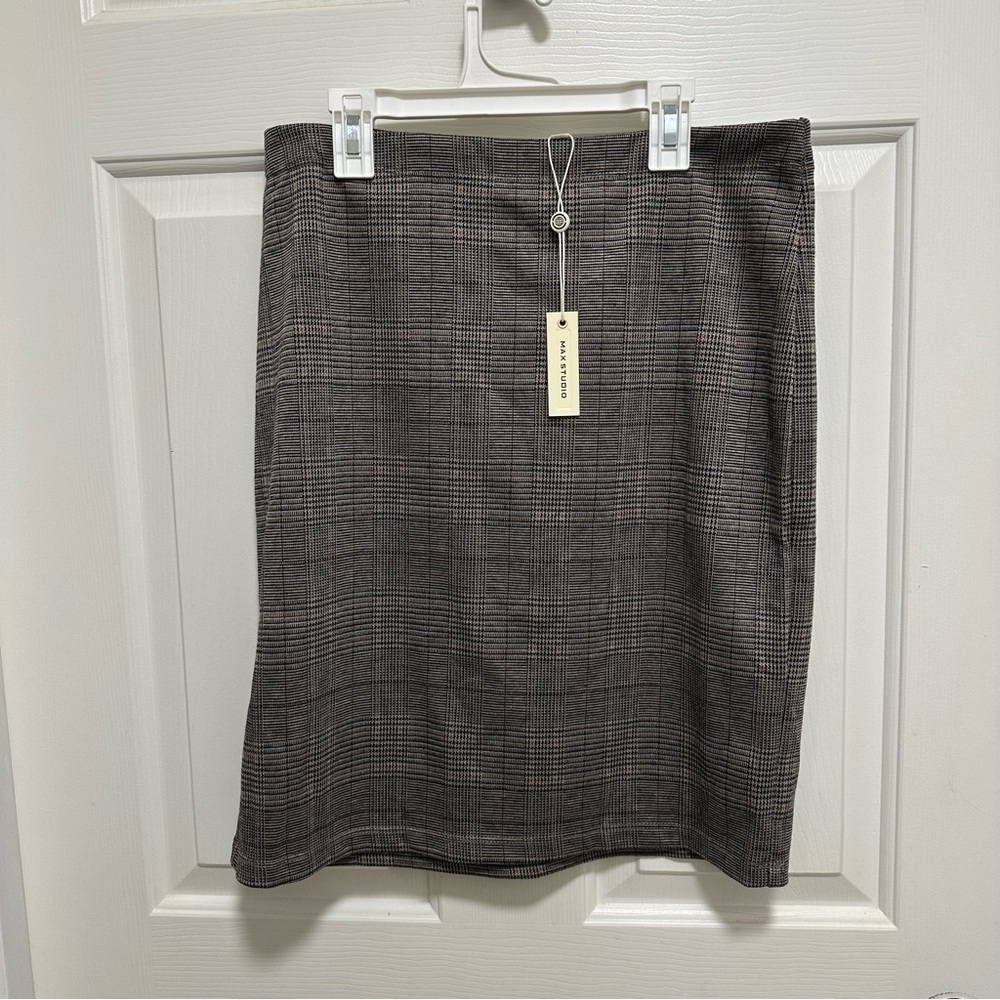 Max Studio Women’s Houndstooth Plaid Pull On Skirt Stretch Size Medium - Picture 1 of 8